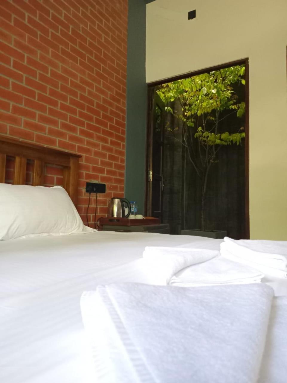 Coffee House Dambulla Hotel Exterior foto