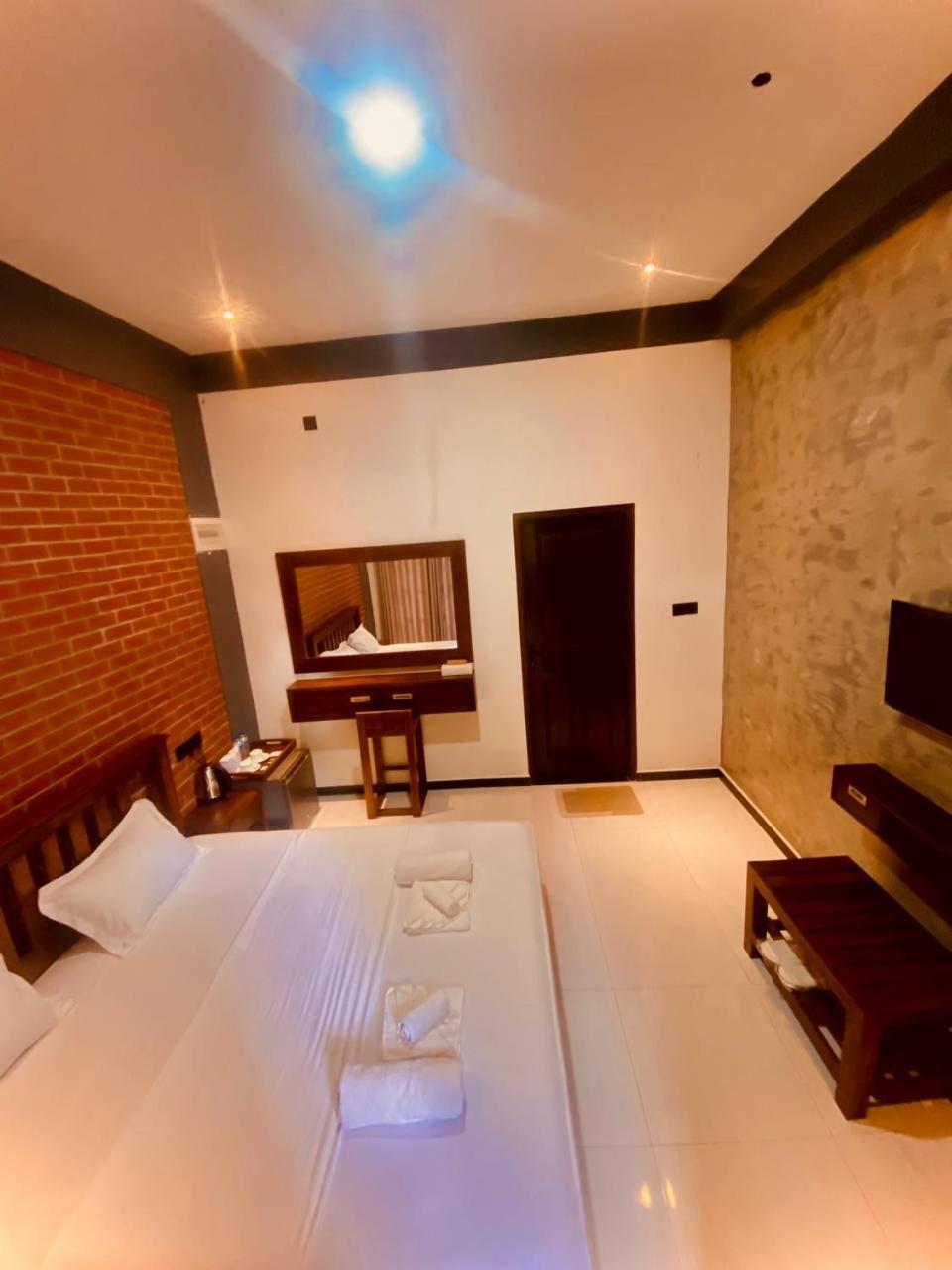 Coffee House Dambulla Hotel Exterior foto